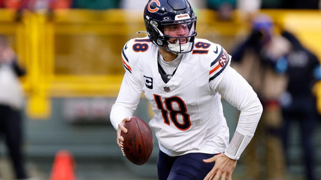 NFL Week 16: How to Watch Packers vs. Bears, Bills vs. Browns and More Games From Anywhere